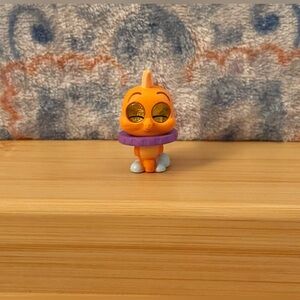 Disney Doorables The Little Mermaid Collection Peek Exclusive “BONUS SEAHORSE”